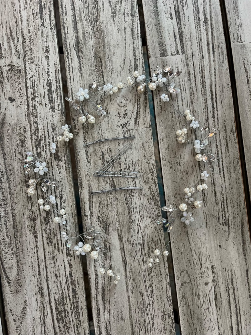 Hair Vine with crystals and pearls (~21 inches)